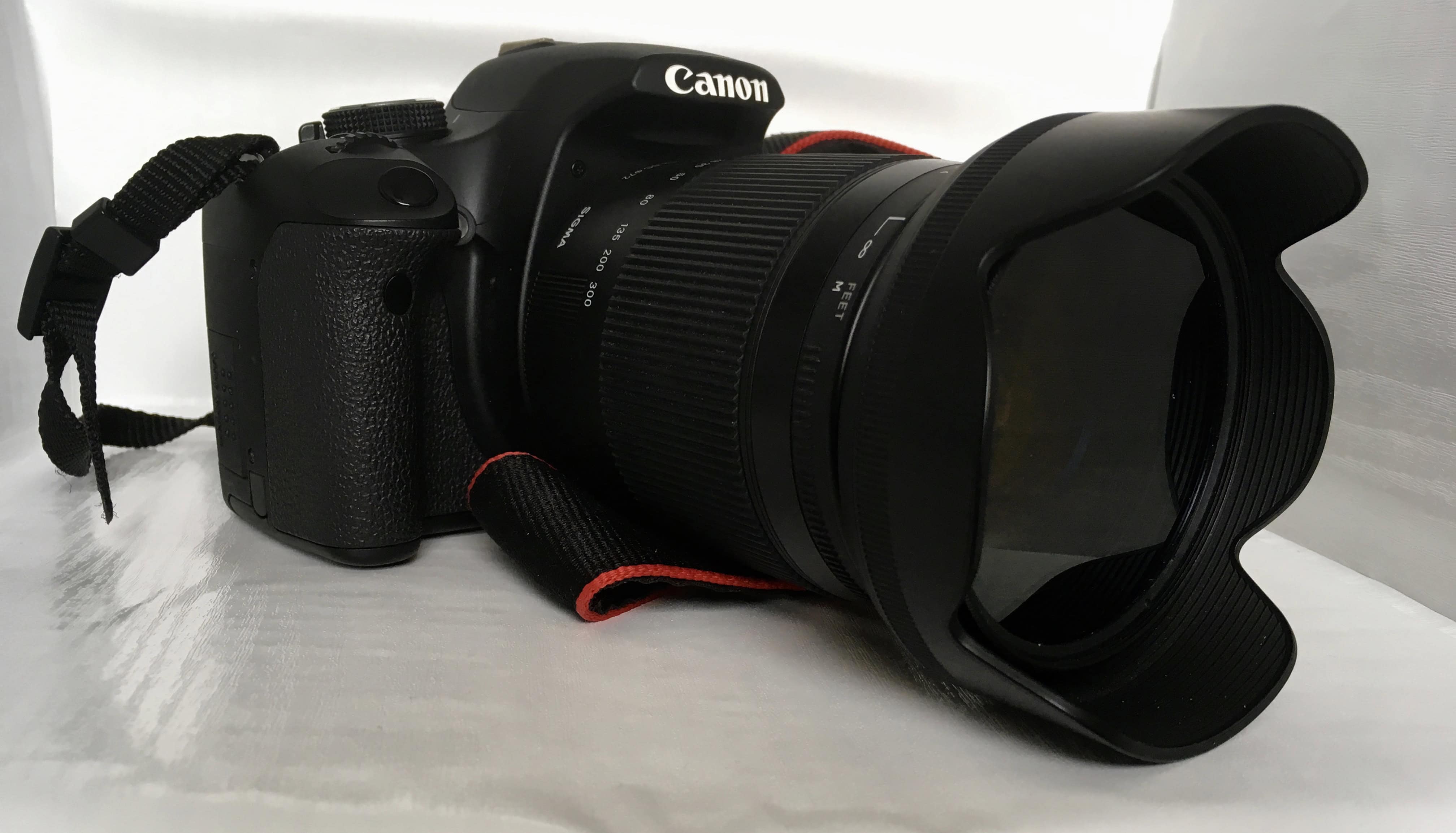 Canon Rebel T1i by Jez Braithwaite