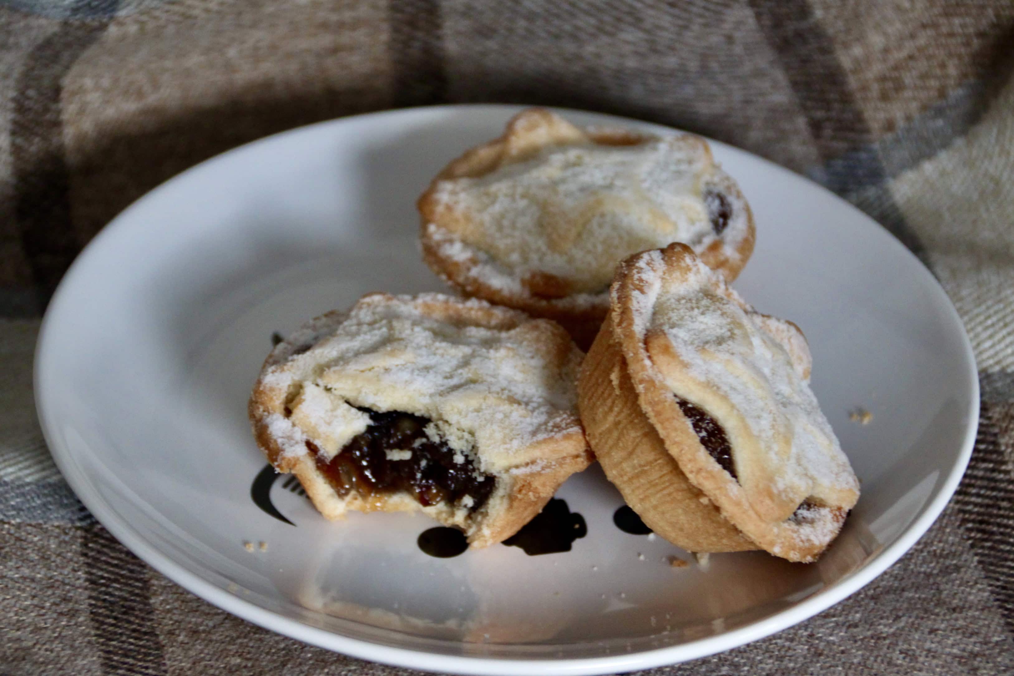 Mince pies by Jez Braithwaite
