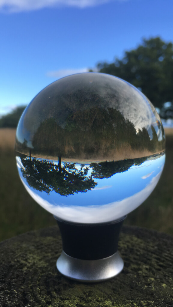 Lensball