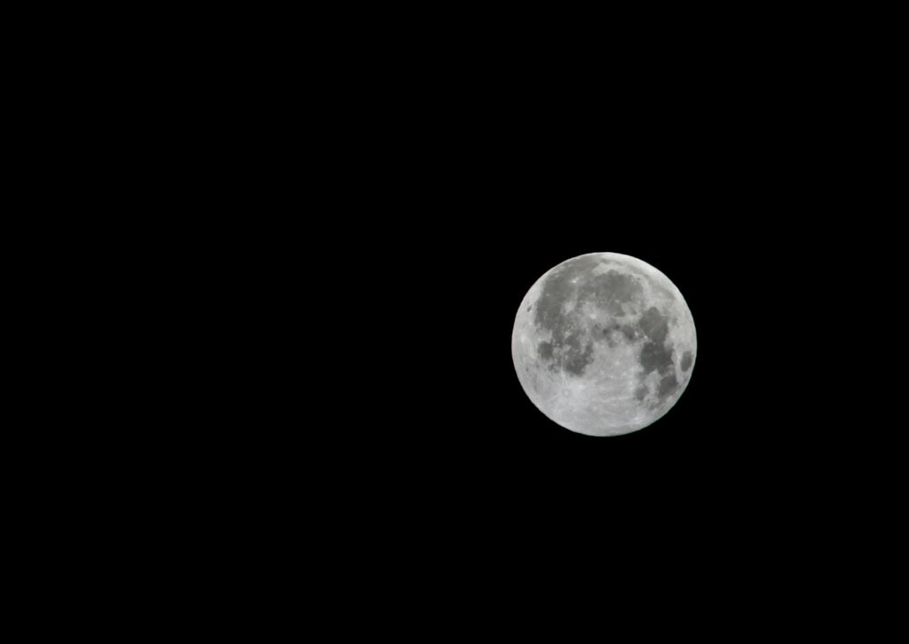 Sweet spot full moon