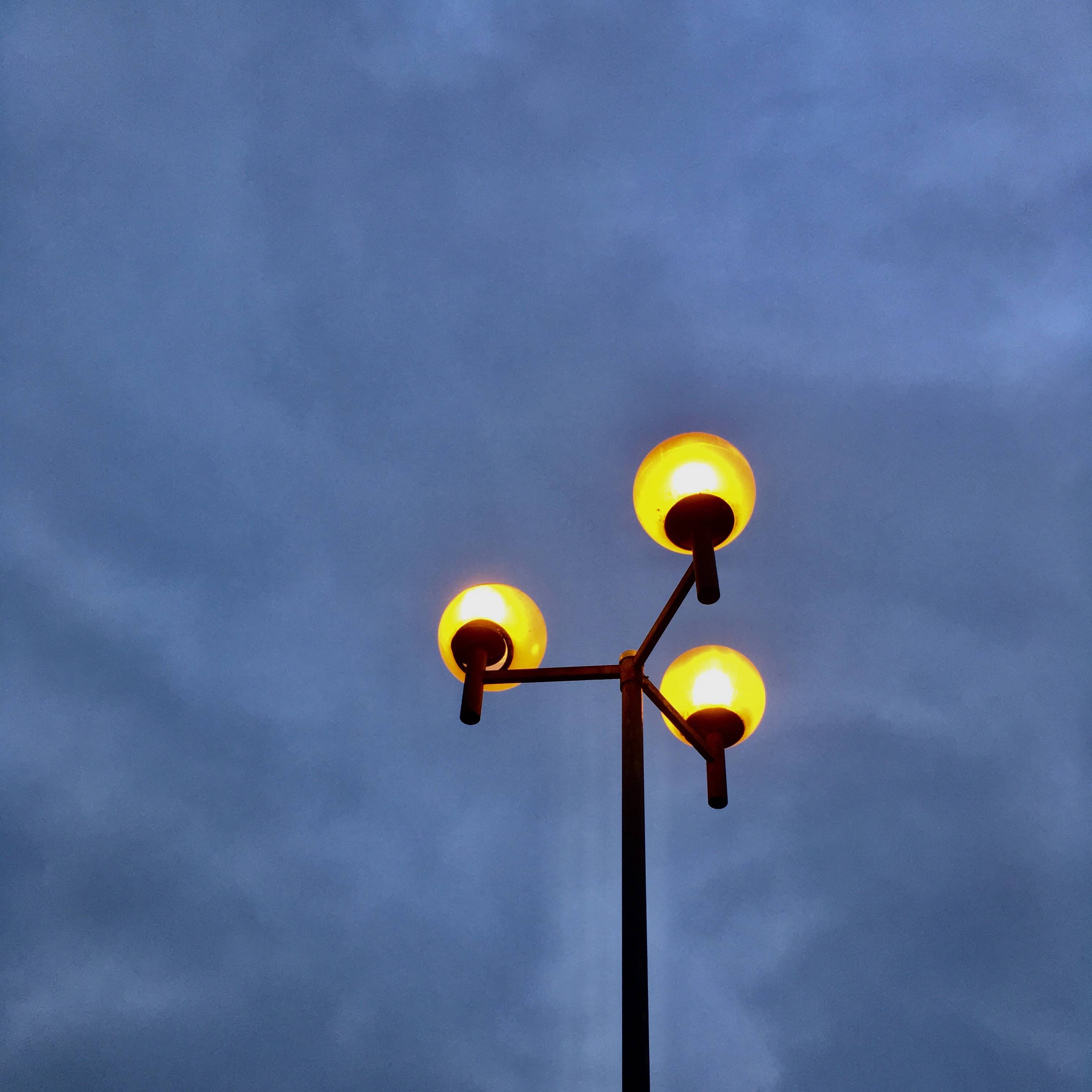 Three Lamps — The Square Odds and Thursday Trios