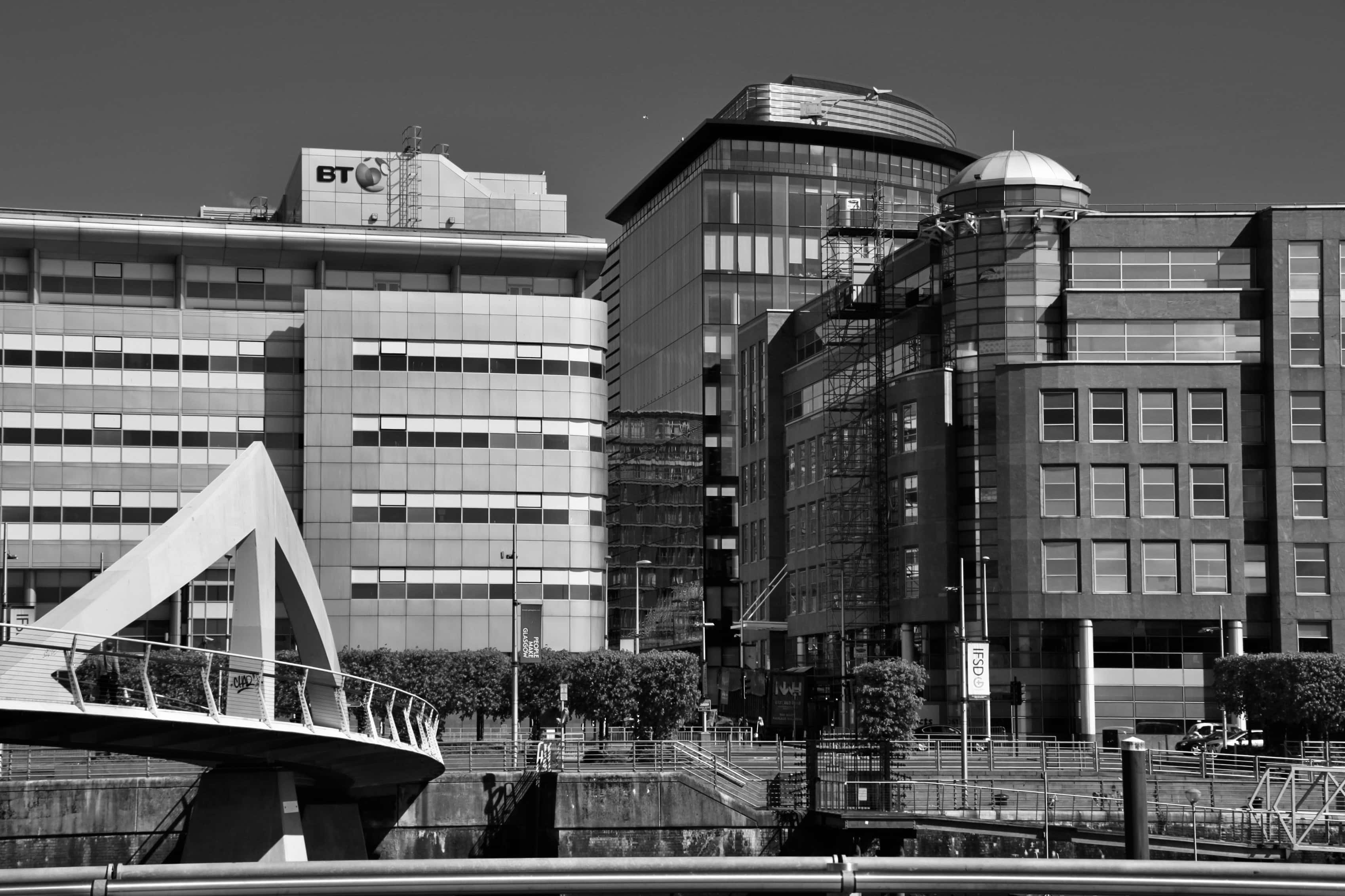 Down by the Clyde — Mid-Week Monochrome #94 and CFFC