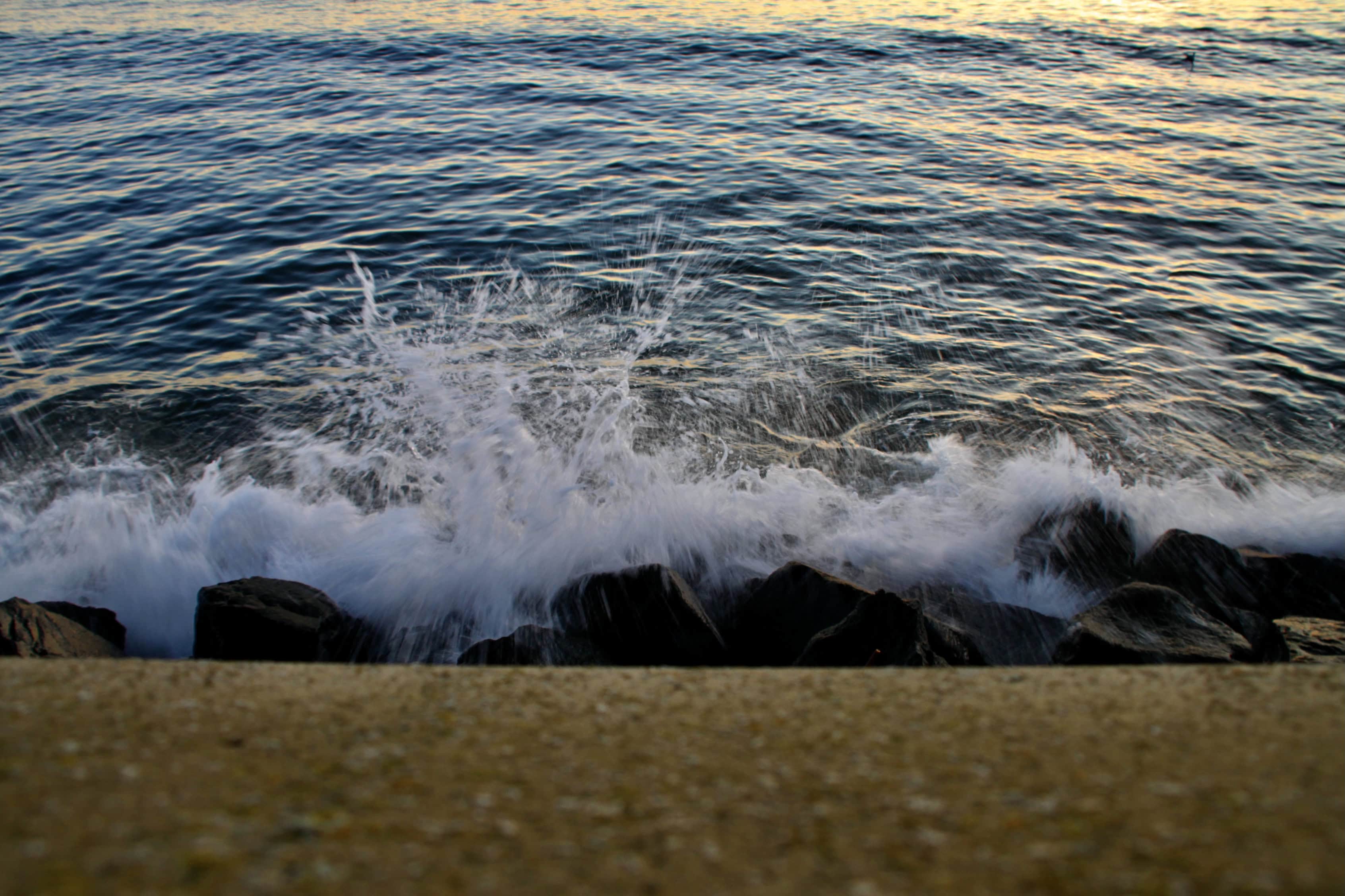 Wee Breaking Waves — Water Water Everywhere #160