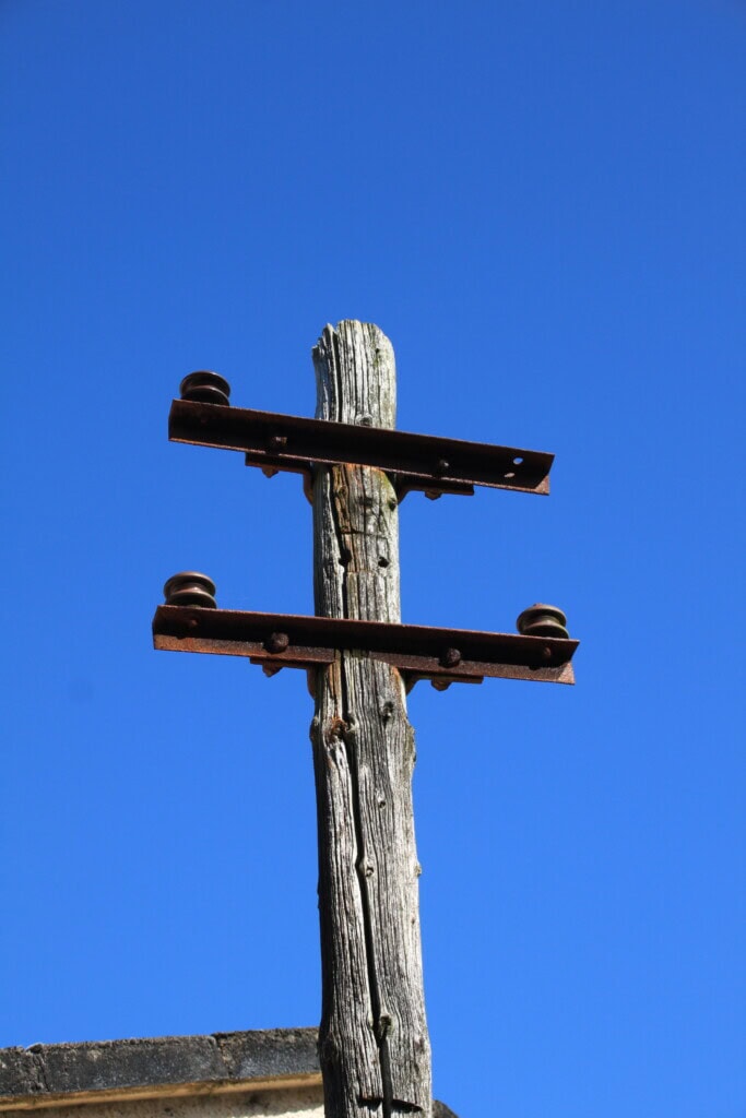 Telegraph pole